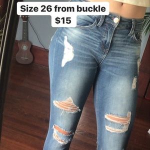 Daytrip midrise ripped jeans size 26